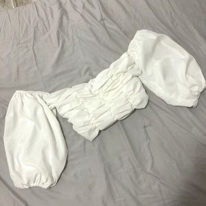 SOLD!! Boohoo White Ruched Volume Sleeve Crop Top